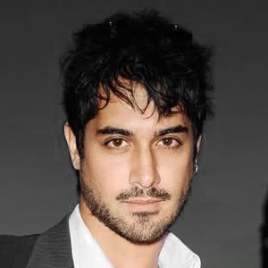 Avan Jogia age and date of birth