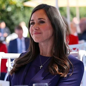 Katie Britt age and date of birth