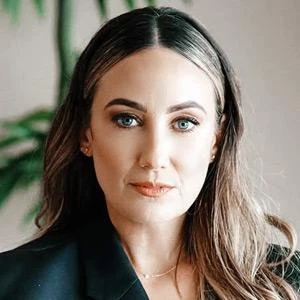 Karla Monroig age and date of birth