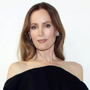 Leslie Mann age and date of birth