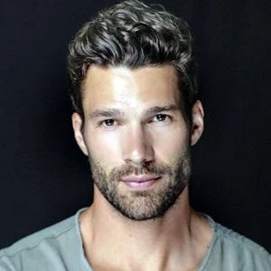 Aaron O\'Connell age and date of birth