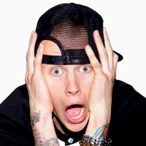 MGK (Machine Gun Kelly) age and date of birth