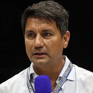 Richard Gomez