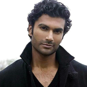 Sendhil Ramamurthy