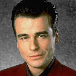 Ian Buchanan age and date of birth
