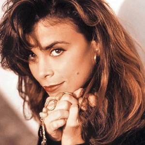 Paula Abdul age and date of birth