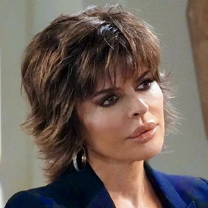 Lisa Rinna age and date of birth