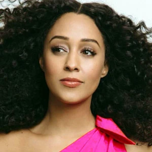 Tia Mowry age and date of birth