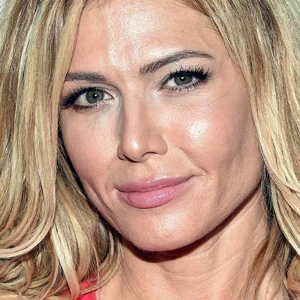 Torrie Wilson age and date of birth
