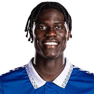 Amadou Onana age and date of birth