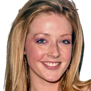Jennifer Finnigan age and date of birth