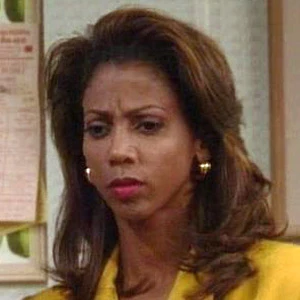 Holly Robinson Peete age and date of birth