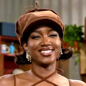 Iza (singer) age and date of birth