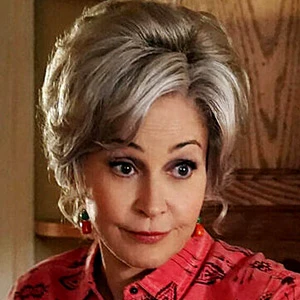 Annie Potts age and date of birth