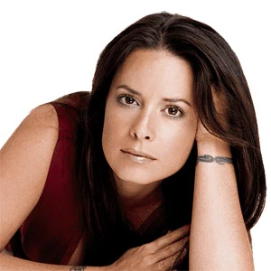 Holly Marie Combs age and date of birth