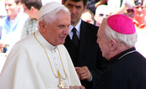 Famous people born in April