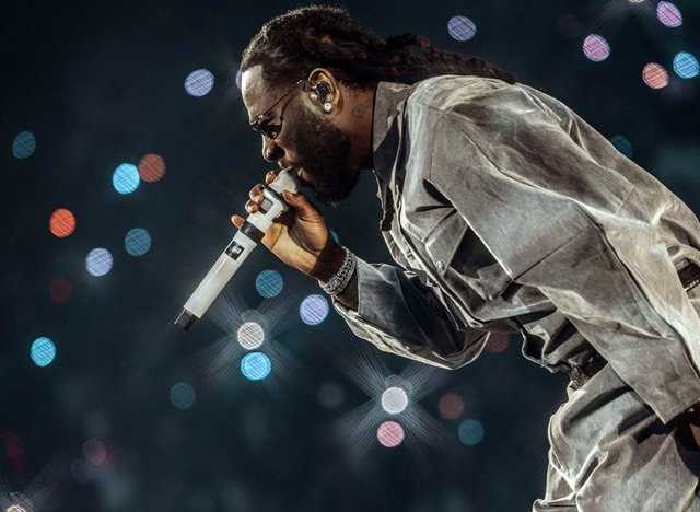 How tall is Burna Boy?